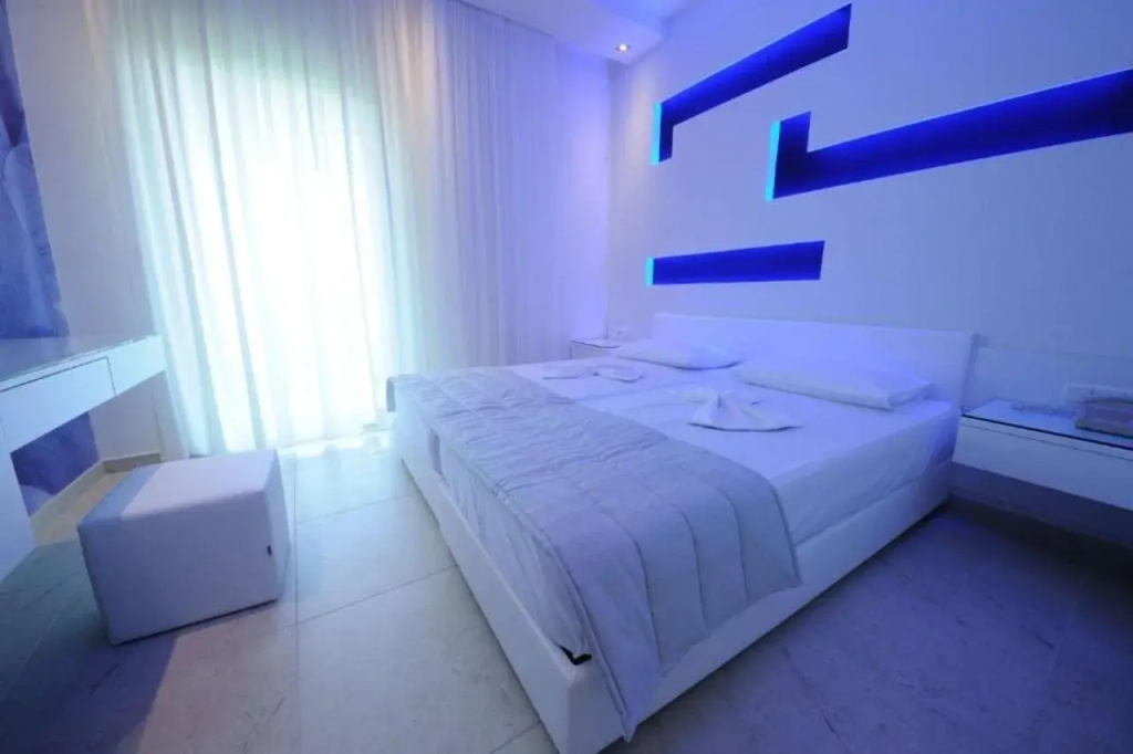 Louloudis Apartments