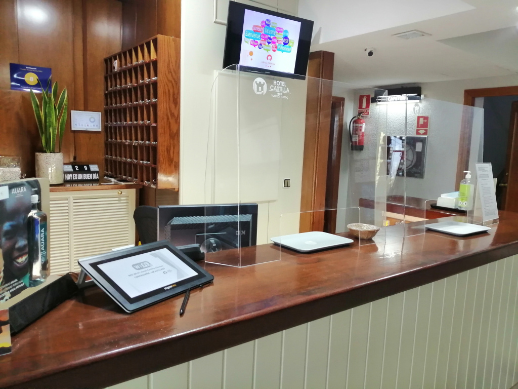 Lobby & Reception