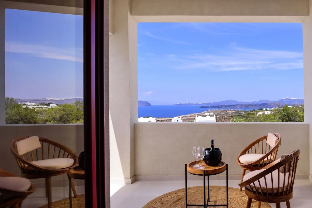 Balcony & Terrace