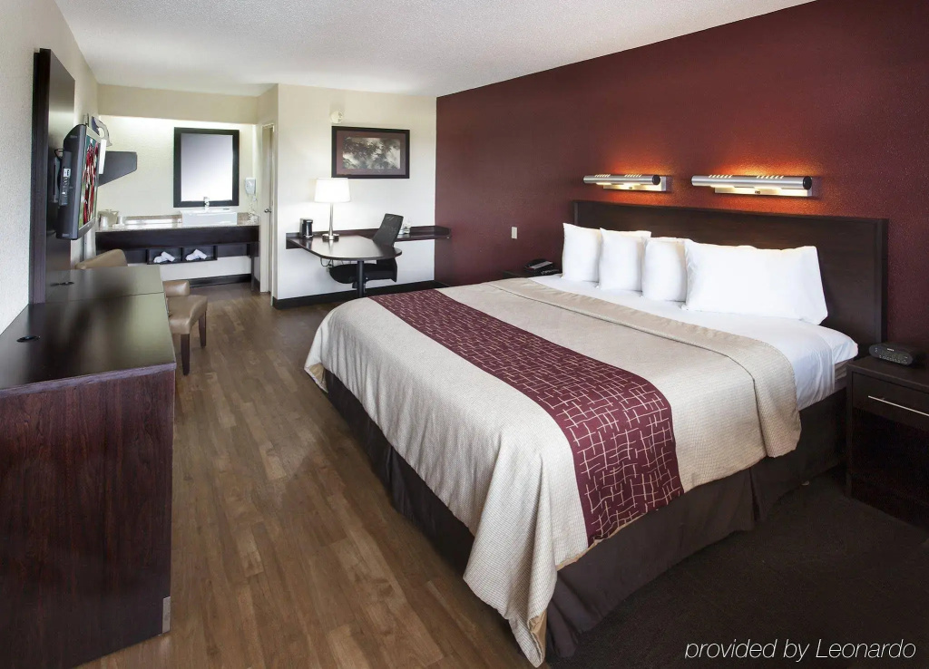 Red Roof Inn PLUS+ Chicago - Naperville - фото 22