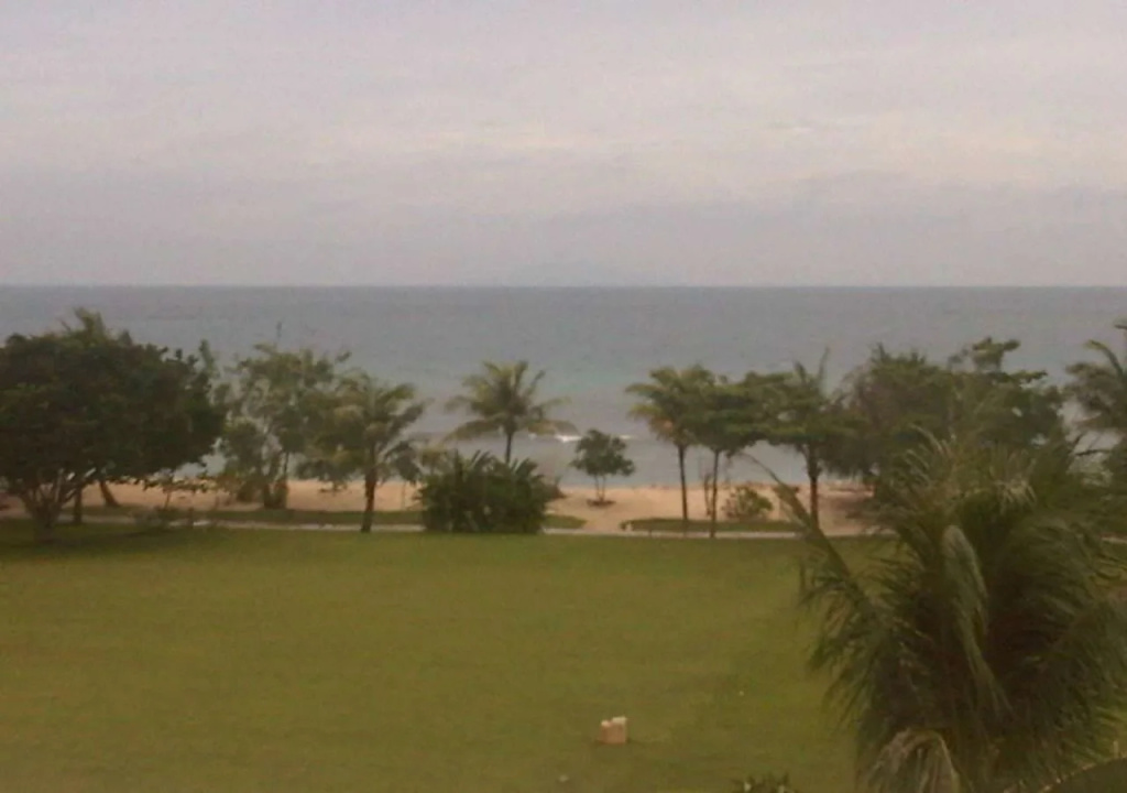 Beach & Waterfront