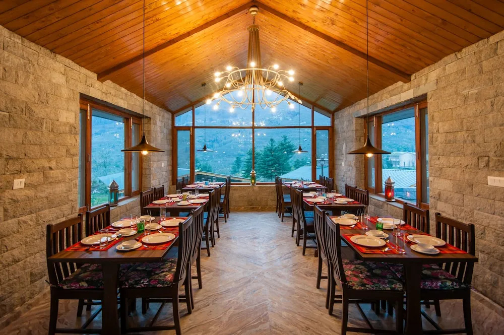 LaRiSa Mountain Retreat by Svenska