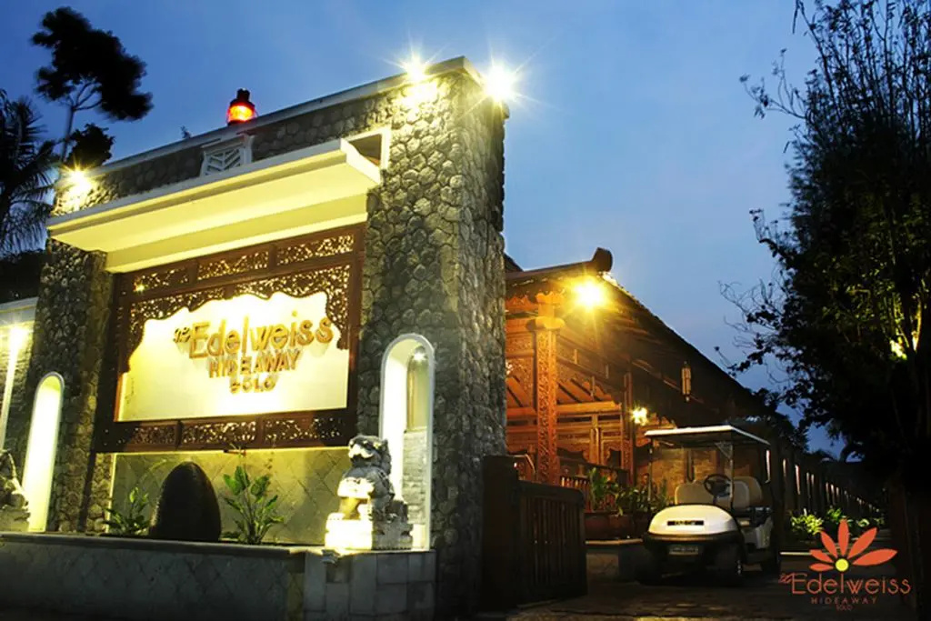 The Edelweiss Hideaway Villa Solo