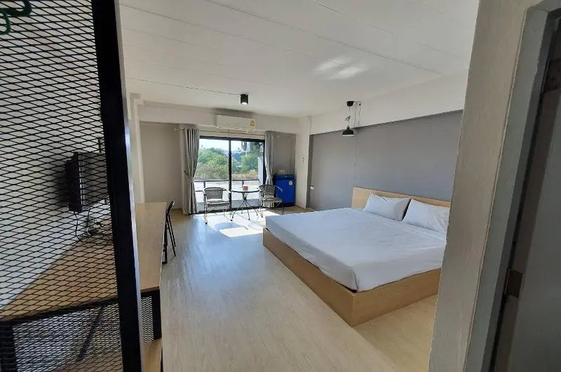 Standard Double room with balcony (full double bed)