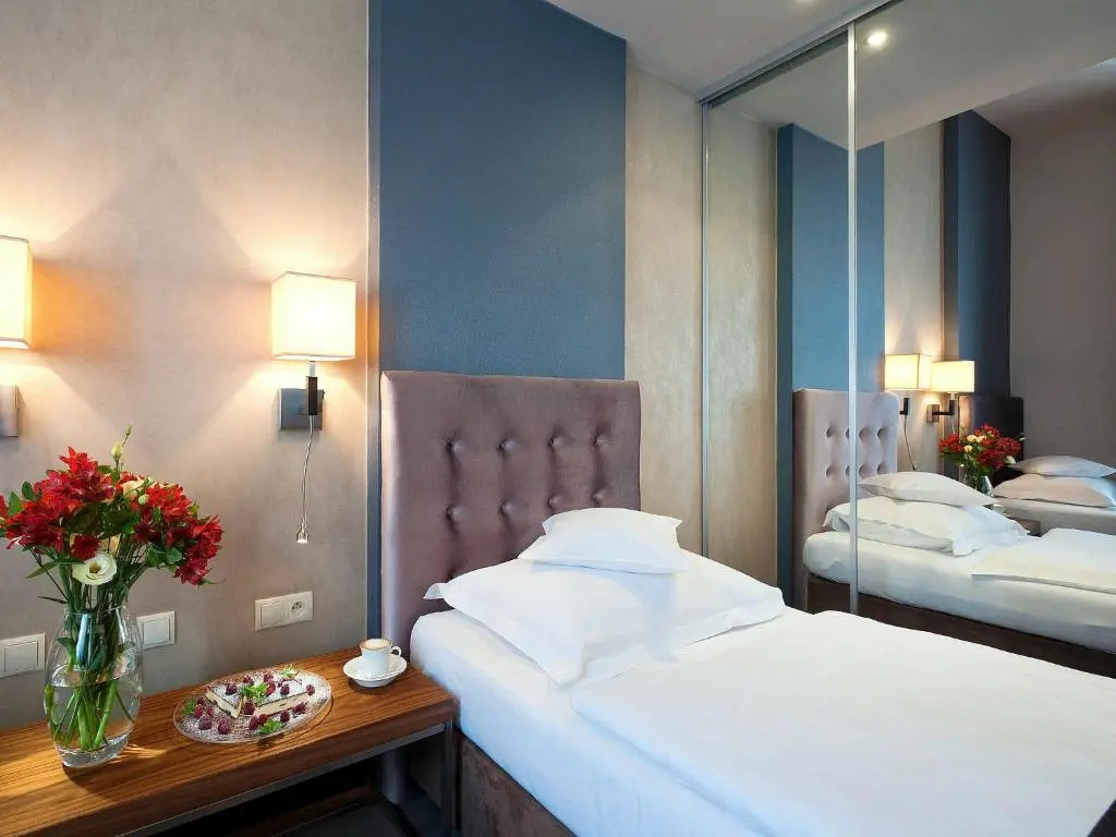 Standard Single room