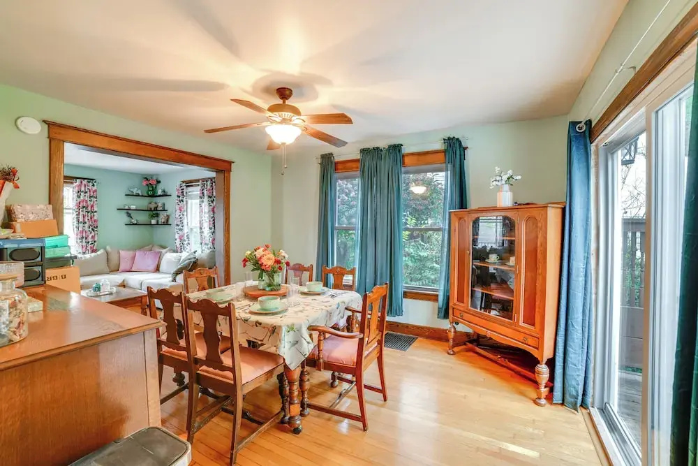 1 Mi to Dtwn Binghamton: Pet-friendly Home w/ Deck