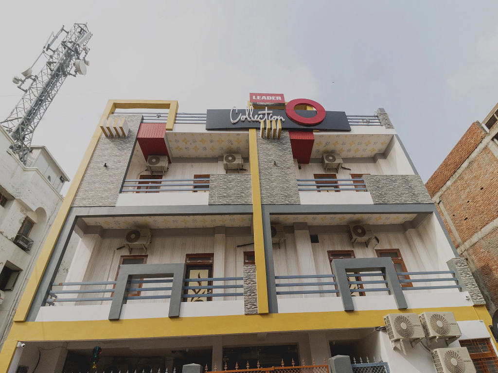 Fabhotel Pranjul Inn