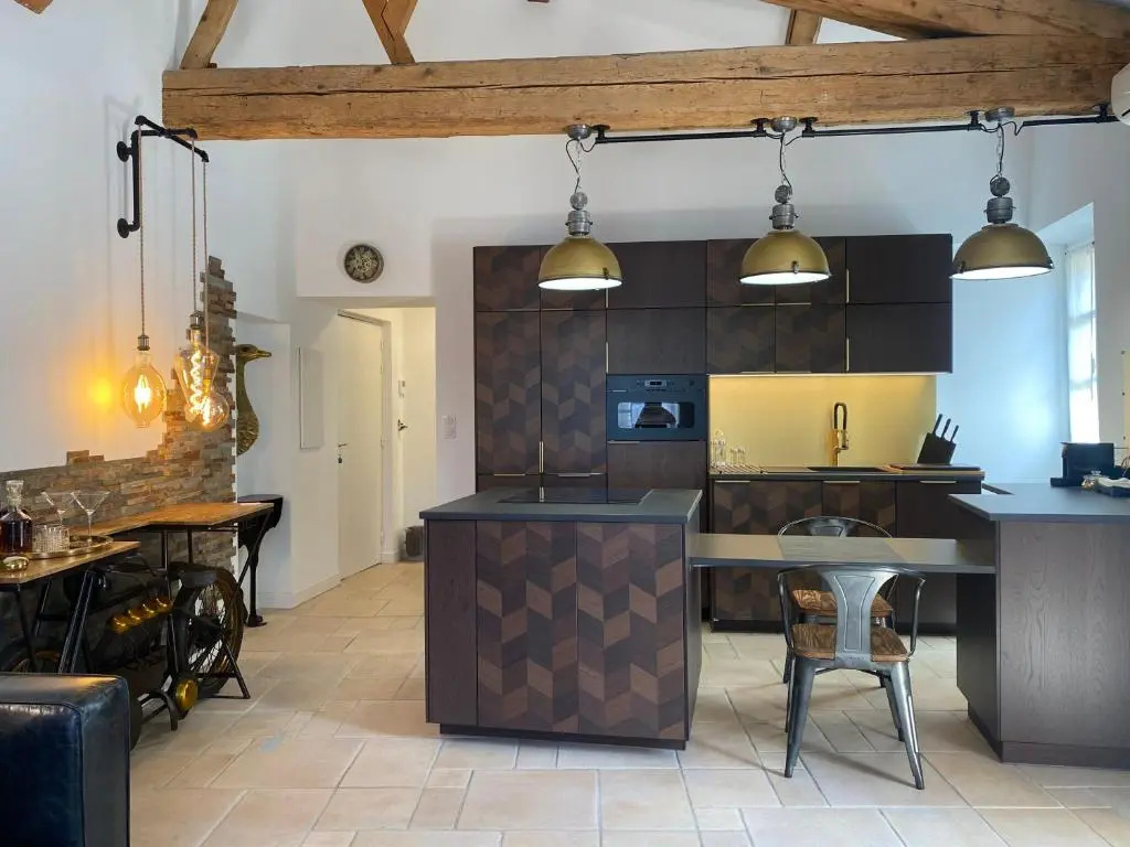 Deluxe Apartment