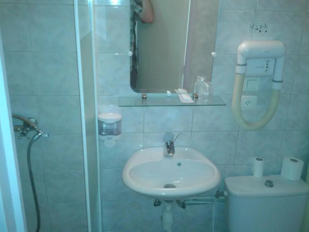 Comfort room