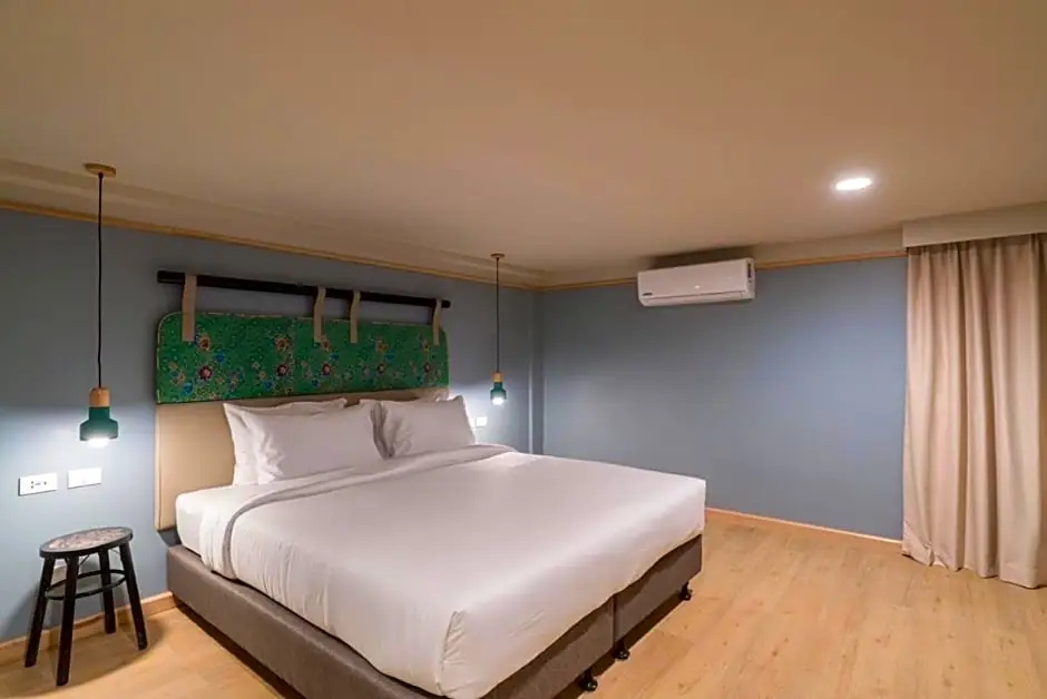 Superior Double room (full double bed)