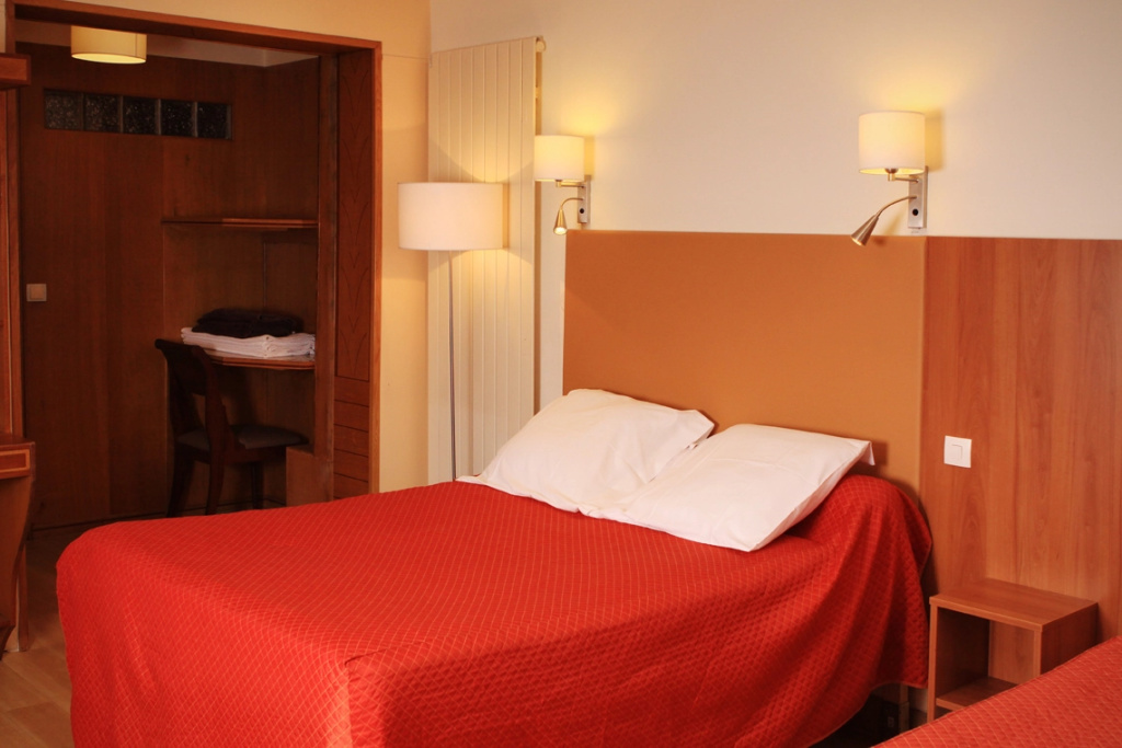Standard Quintuple room