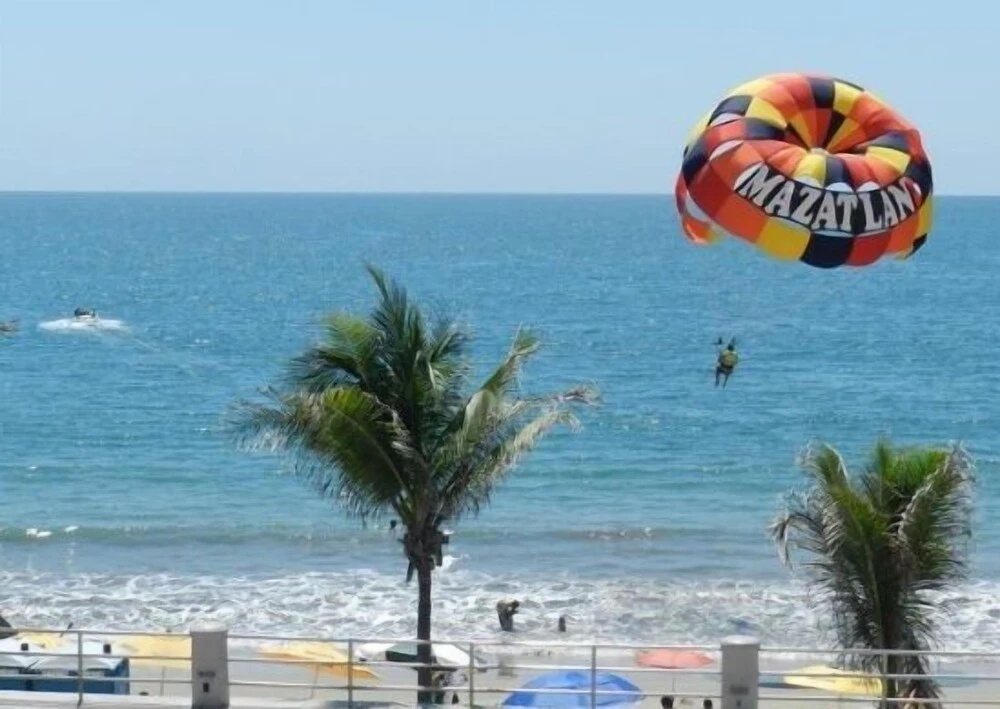 Condo Ari 620