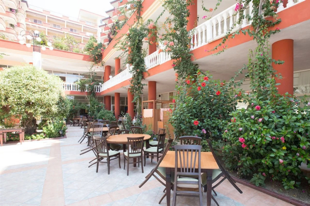Holiday Park Resort - 2