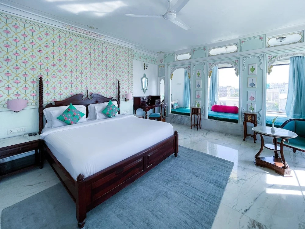 Suite with panoramic view