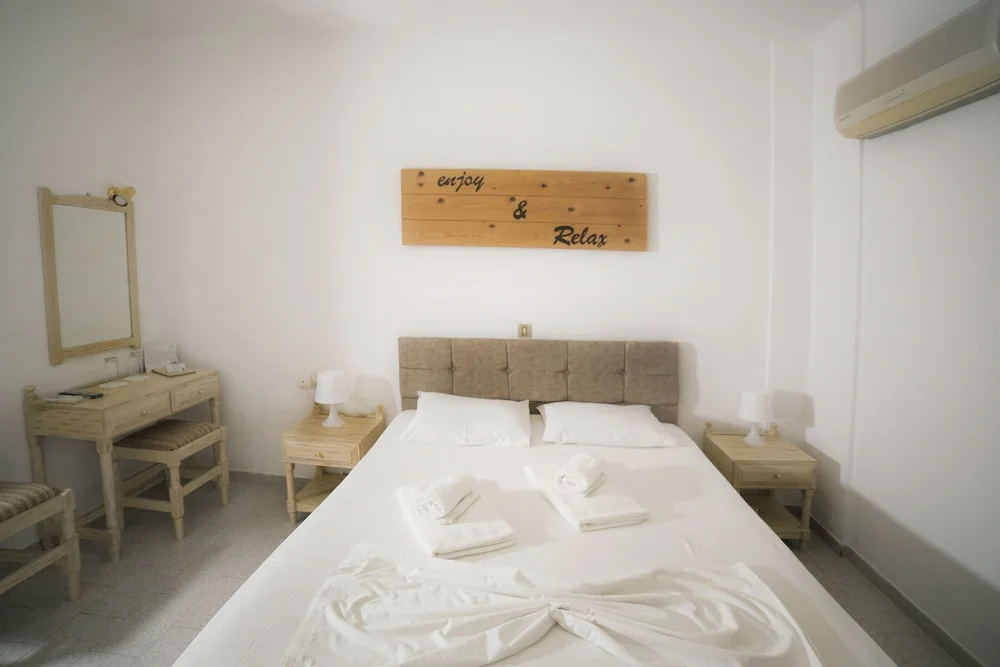 Economy Double room with balcony (twin beds)