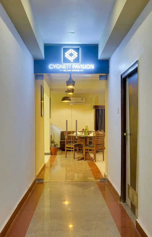 Hotel photo 12