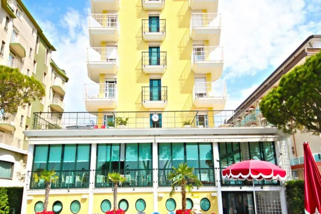 Termini Beach Hotel  Suites