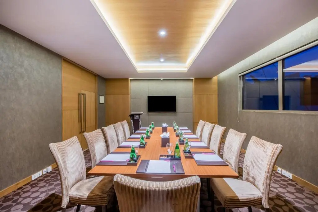 Crowne Plaza Ahmedabad City Centre by IHG — фото 5