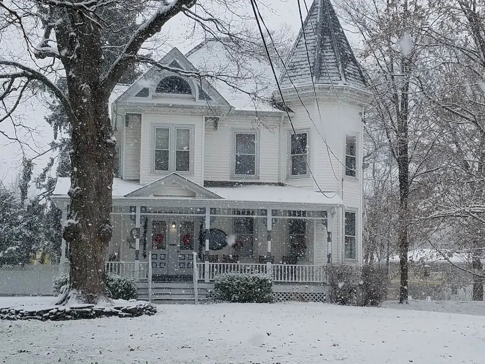 Stonegate Bed and Breakfast