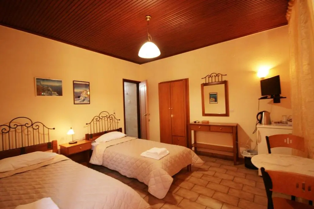 Standard Double room (twin beds)