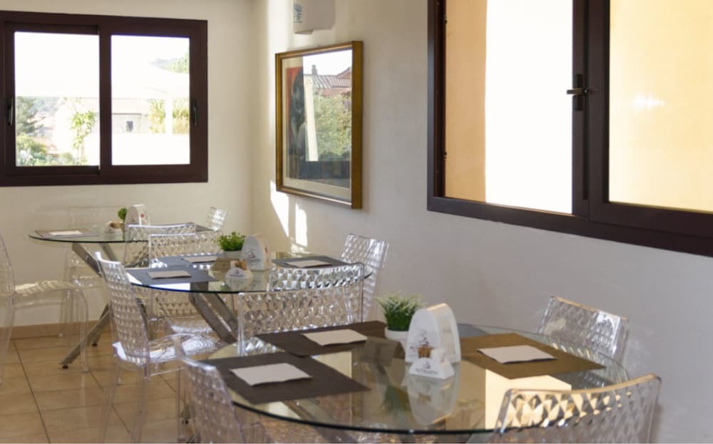 Palau City Hotel - фото 7