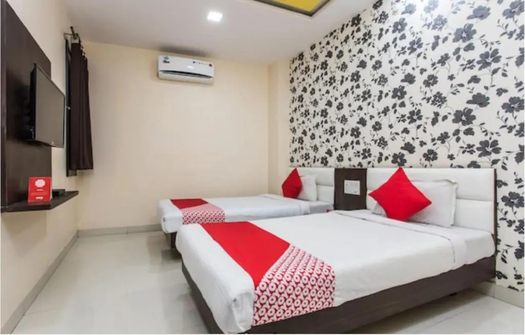 Economy room