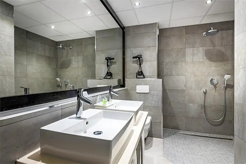 NH Luxembourg Airport - Chambres