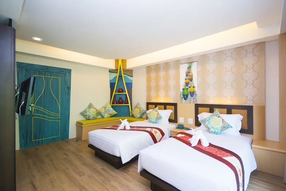 Семейная студия Deluxe в Phi Phi Nice Beach Hotel Hip