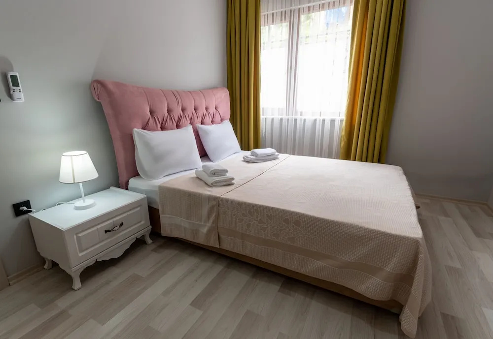 Grand Apartment