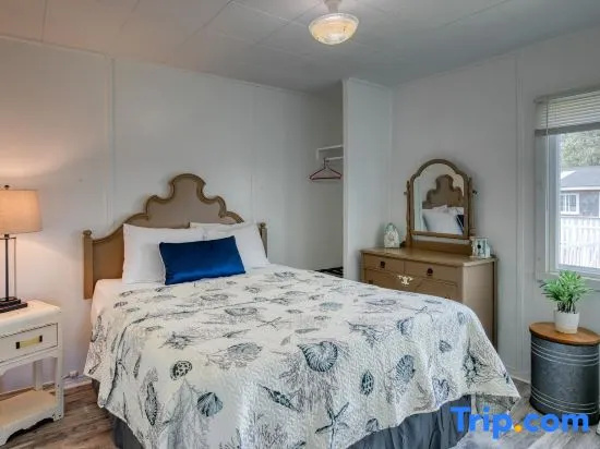 Double Cottage (twin beds)