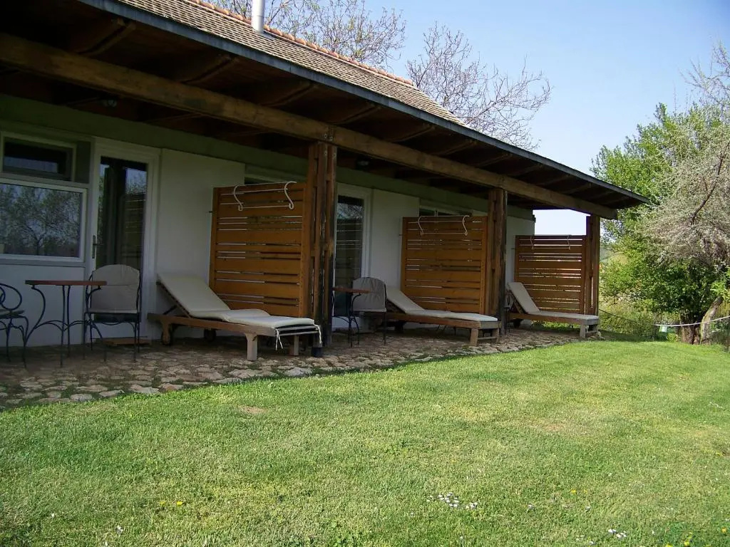 Káli Art Inn - Chambres