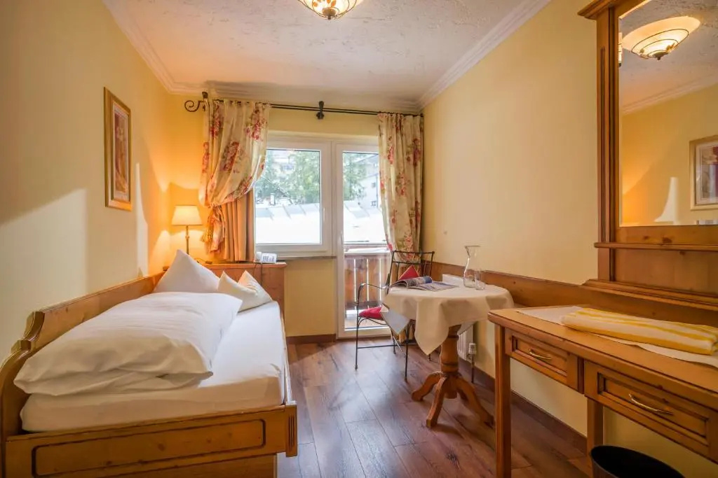 Hotel Pension Rotspitz - Chambres