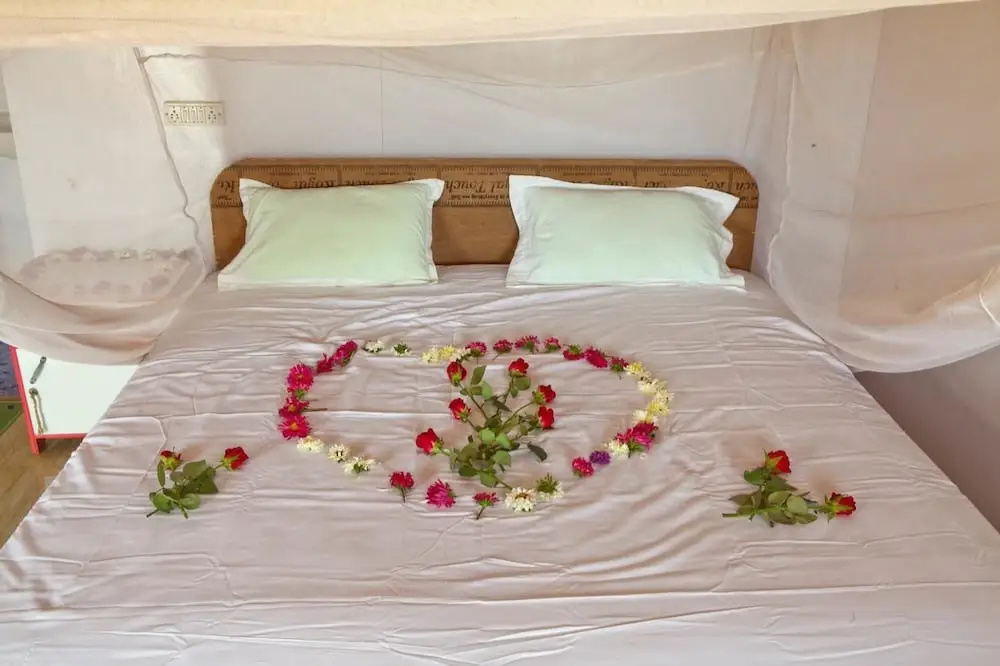 Madhu Beach Huts