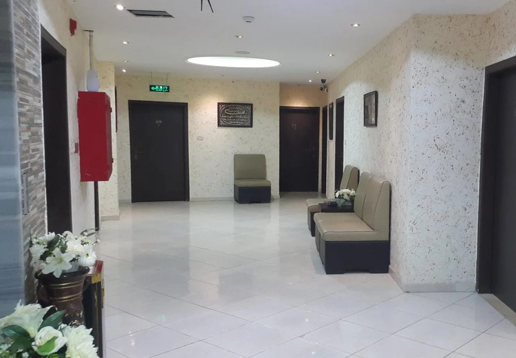 Lobby & Reception