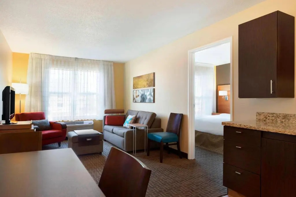TownePlace Suites Chicago Naperville - Chambres