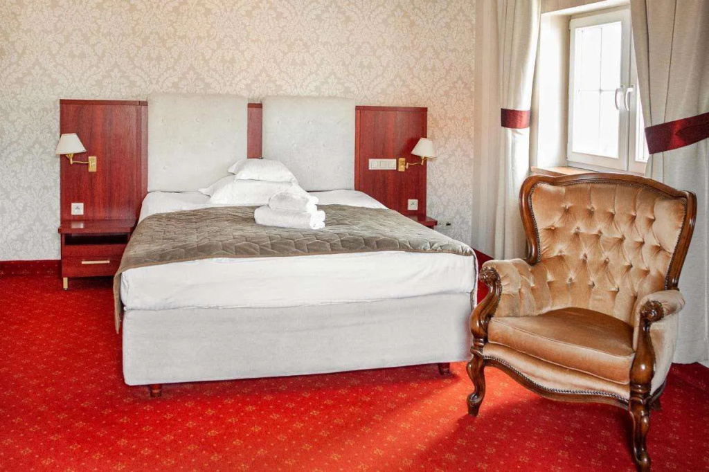 Hotel photo 12