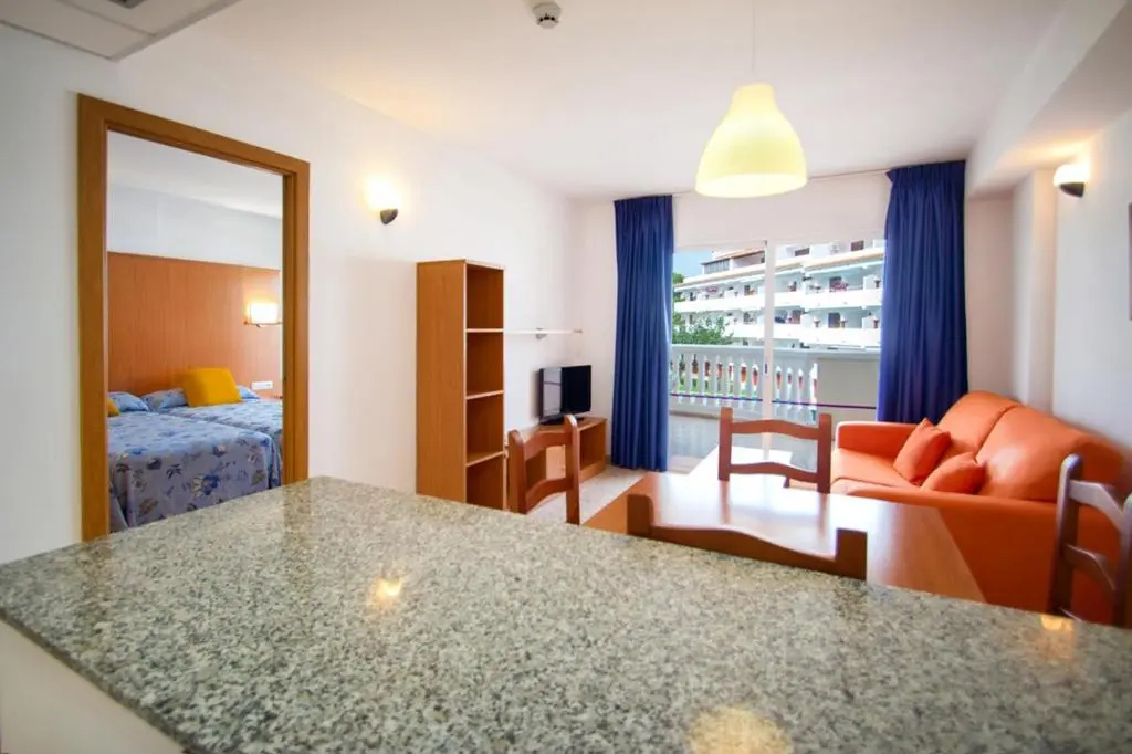 Hotel Servigroup Romana - Chambres