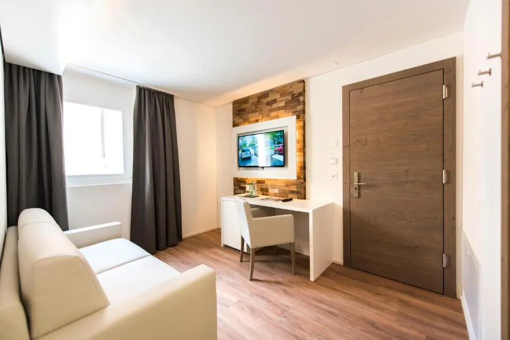 Standard Family room
