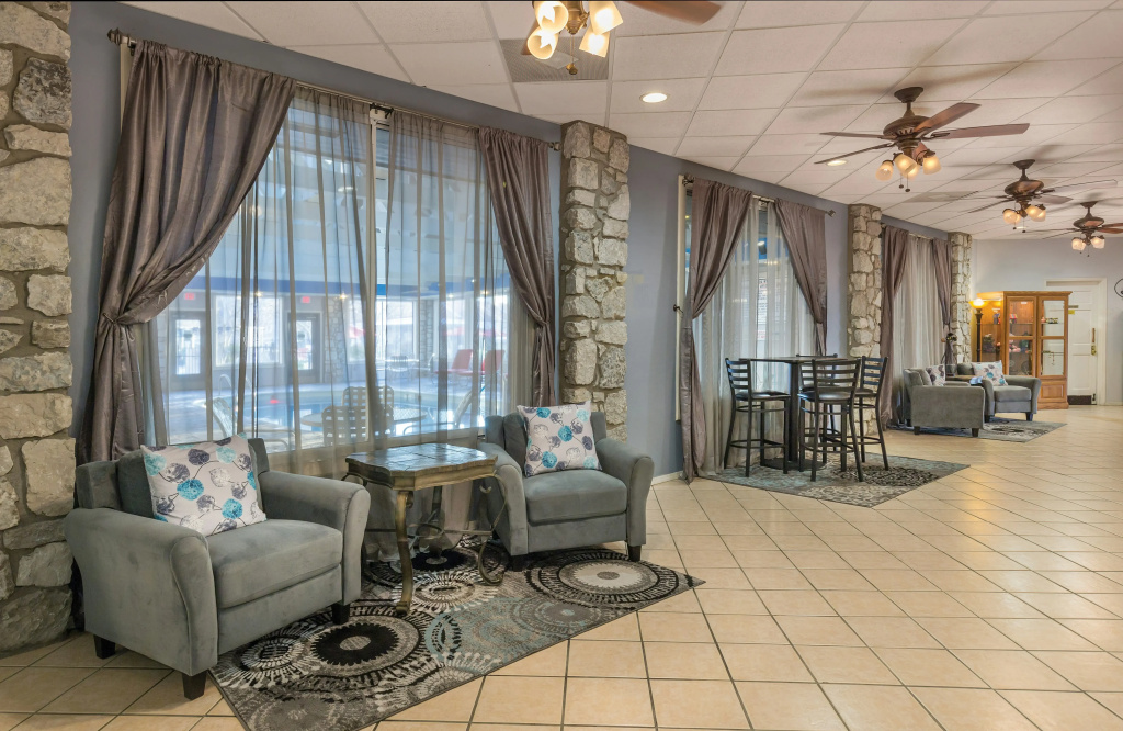 Hotel photo 11