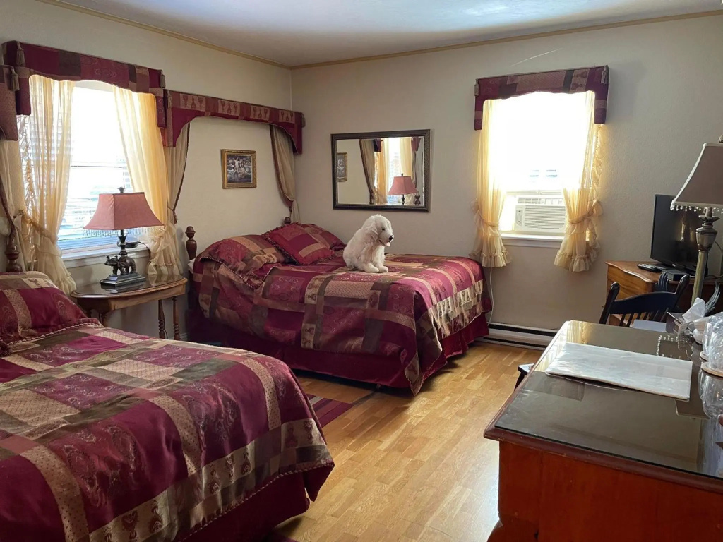 Marshlands Inn — 5