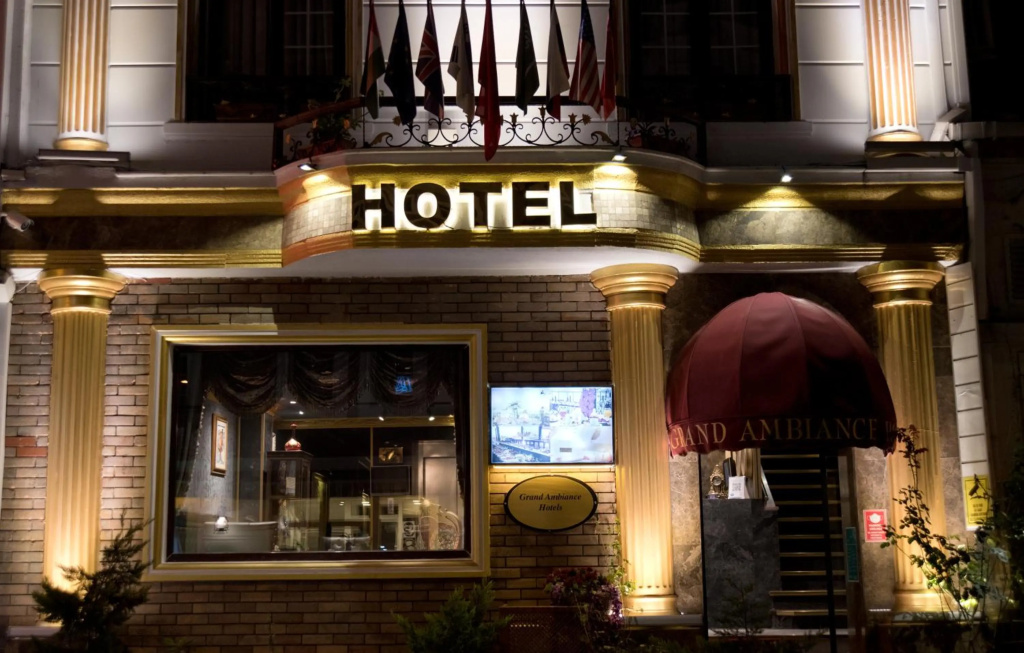 Grand Ambiance Hotel — фото