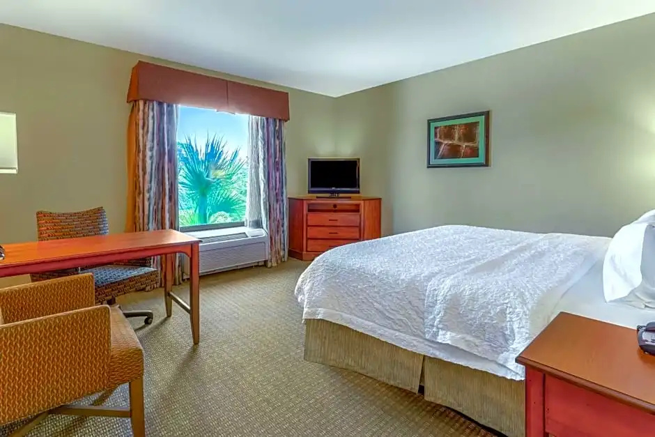 Double Studio (full double bed)