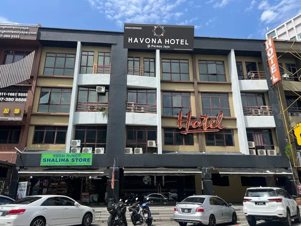Havona Hotel -Permas Jaya -Self Check-In