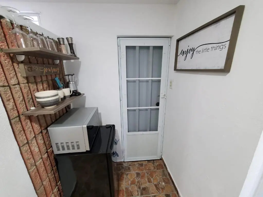 Aguadilla Breeze apt with electricity water ac wifi gated complex 8 minute walk to Crashboat beach