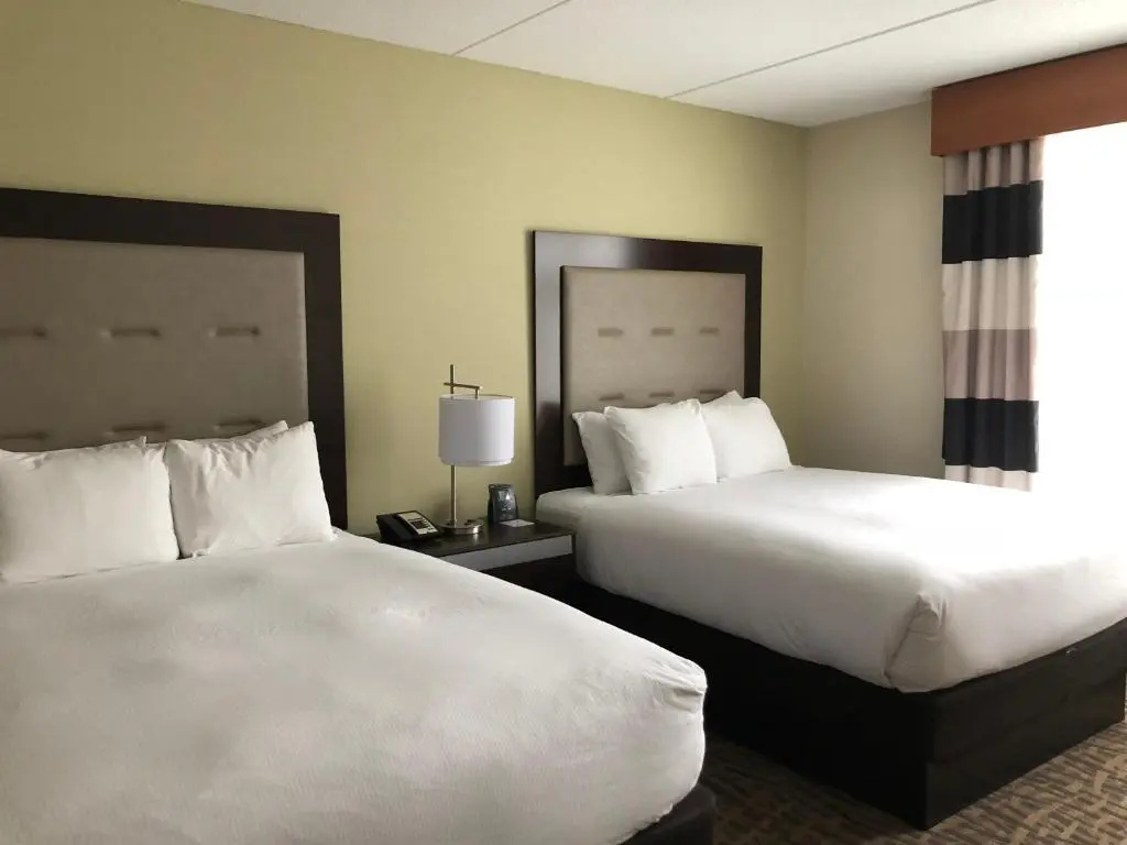 Wyndham Garden Buffalo Downtown - Chambres