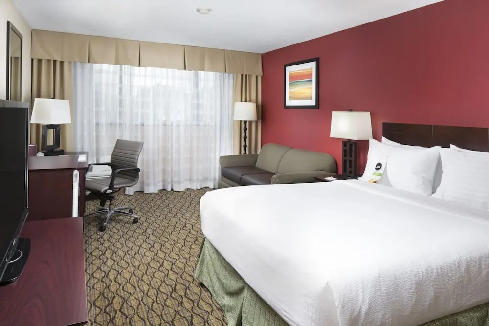 Holiday Inn by IHG - Chambres