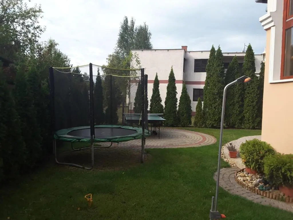 Dessewffy Guesthouse - фото 2