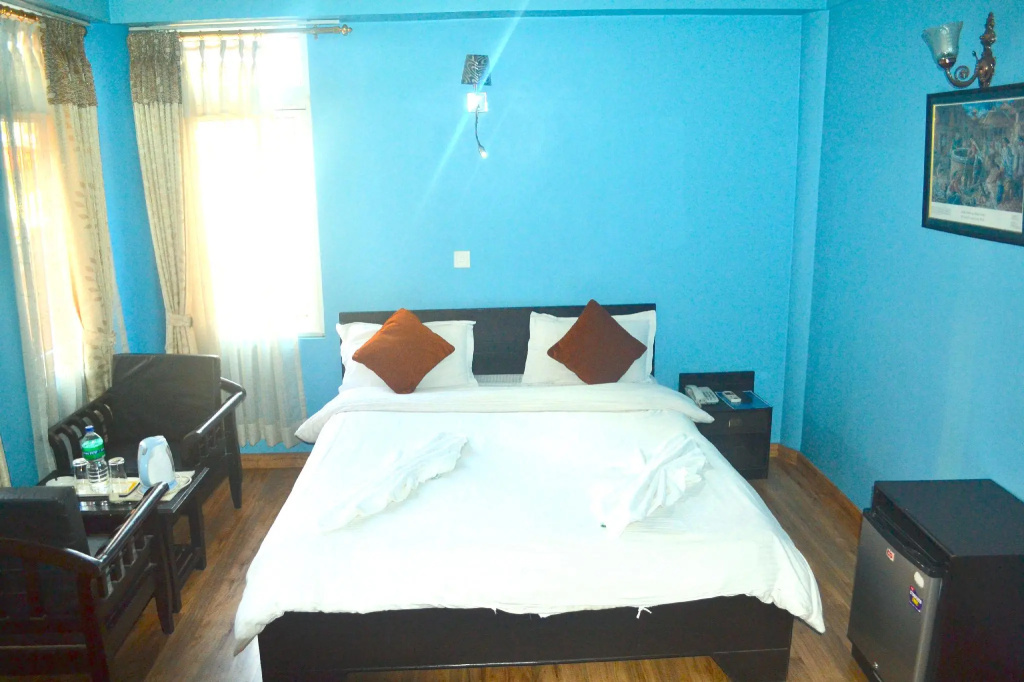 Standard Double room (full double bed)