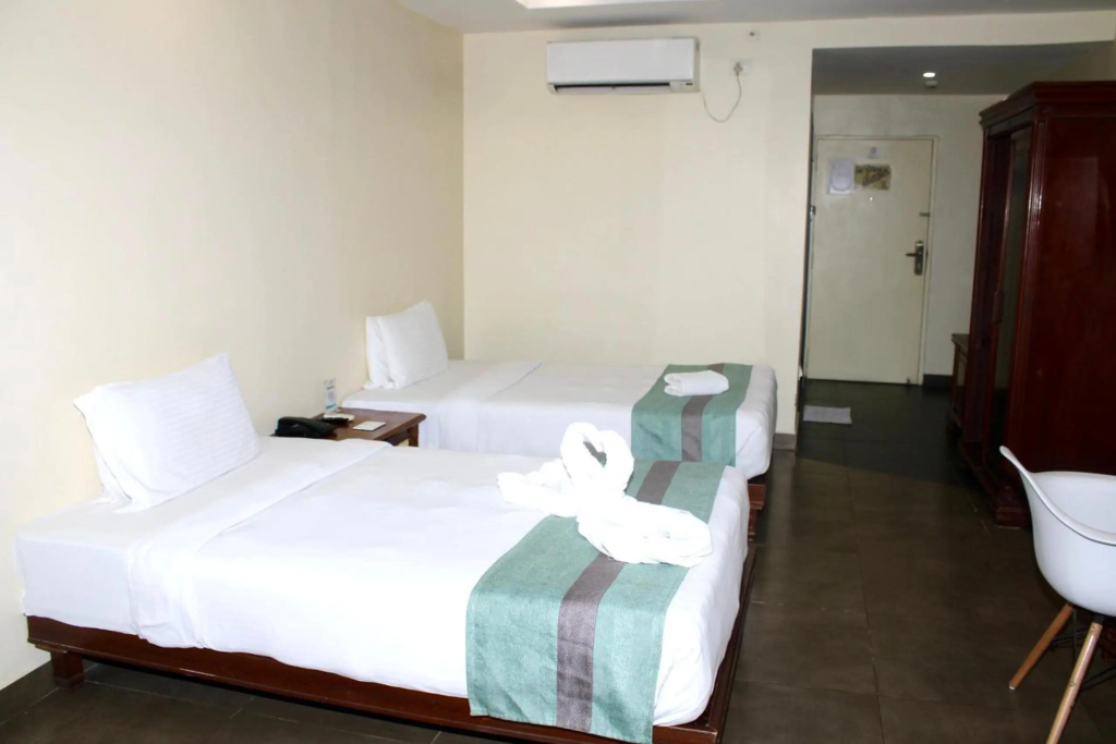 Sandhya Hotel — 5