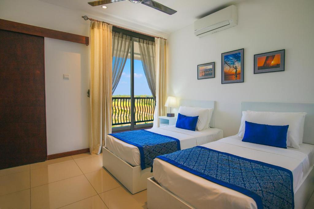 Oceanfront Condominiums Nilaveli